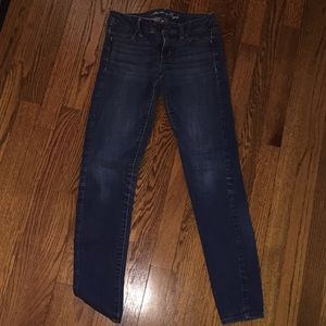 Medium wash jeggings